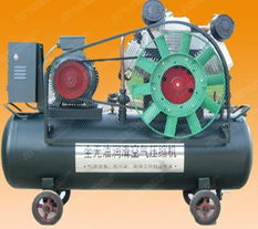 蚌埠市雙飛壓縮機(jī)廠 無油潤滑空氣壓縮機(jī)精品亮相中國制造業(yè)博覽